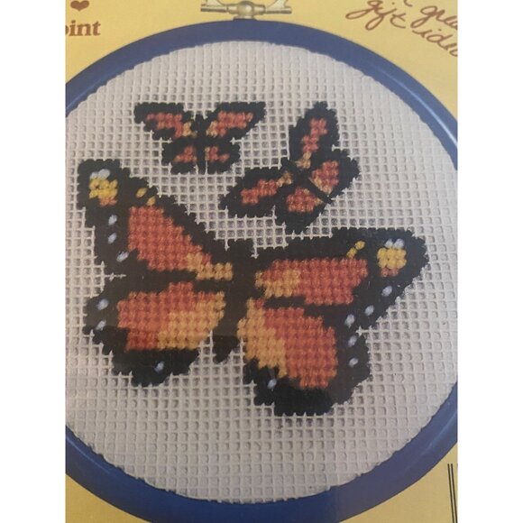 Vintage 1987 Stitchables Trio of Butterflies Cross Stitch Kit 7672 USA - Picture 2 of 6